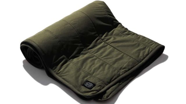 Flexible Insulated Blanketのモスグリーン